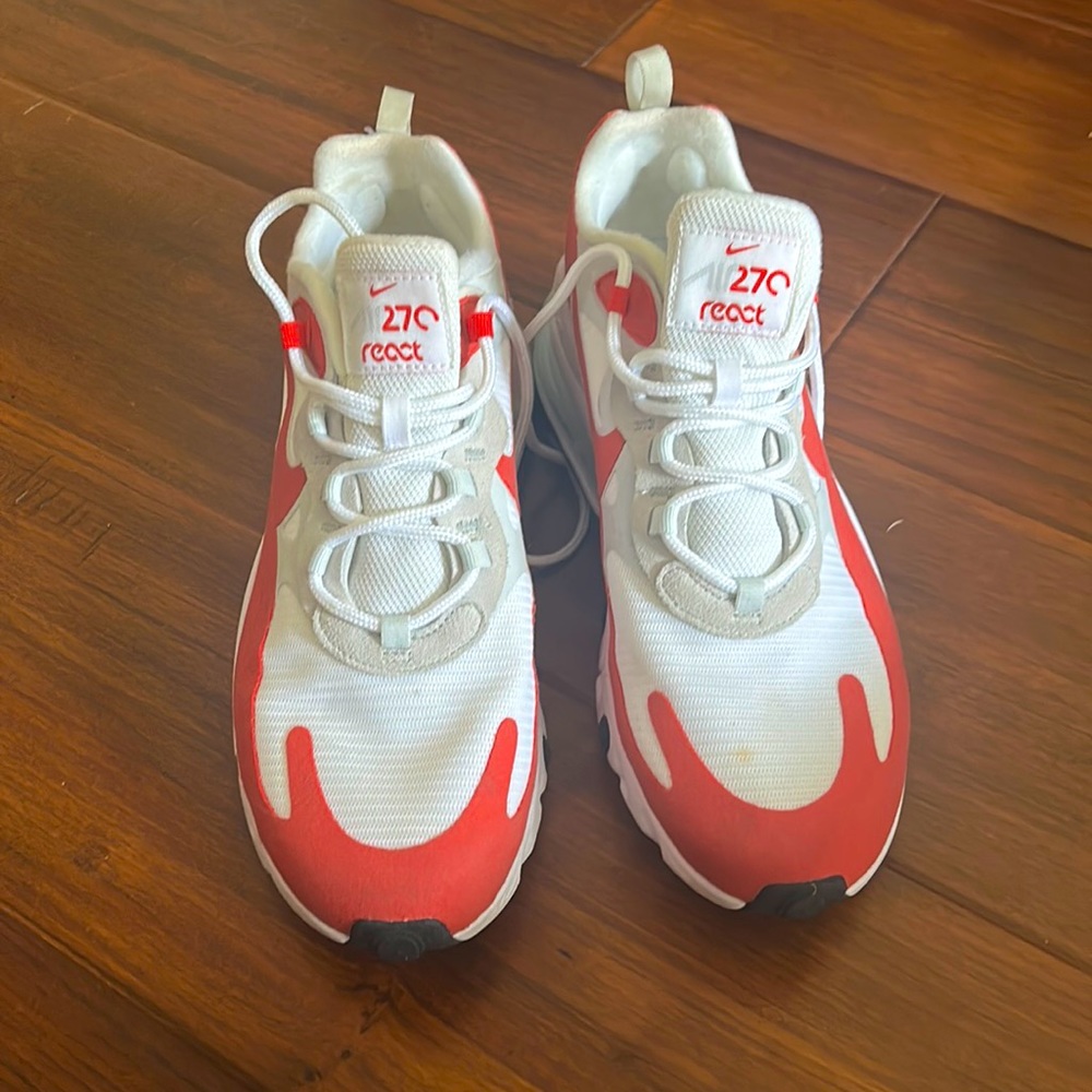Women’s Nike shoes